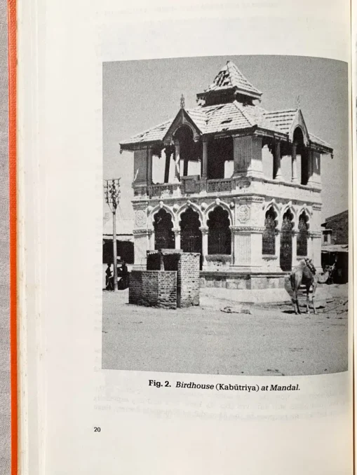 Sacred Cows, Sacred Places Origins And Survivals Of Animal Homes In India